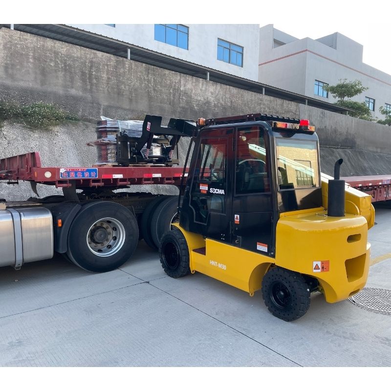 رافعة تلسكوبية صغيرة SOCMA HNT-M25 سعة 2.5 طن للإنشاءات والتخزين