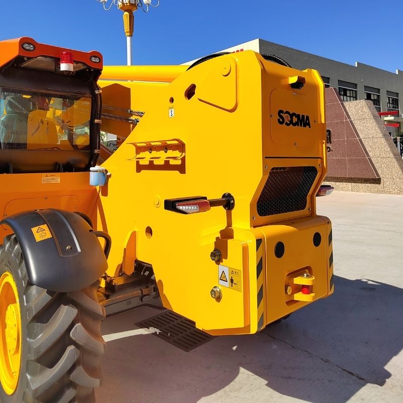 رافعة تلسكوبية SOCMA HNT4517-4Z سعة 4.5 طن و17 مترًا للإنشاءات والزراعة